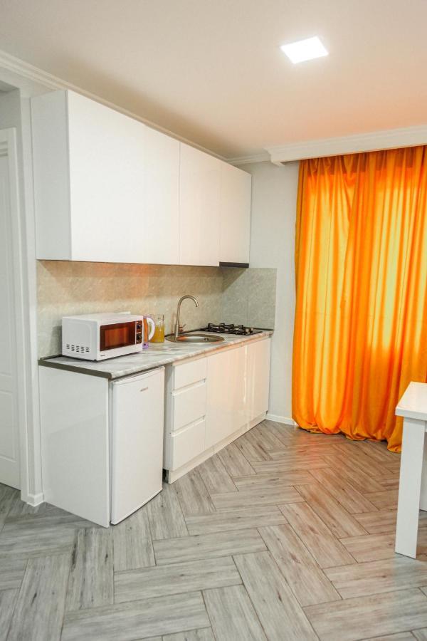 Apartment "B" With A Separate Bedroom Tiflis Dış mekan fotoğraf